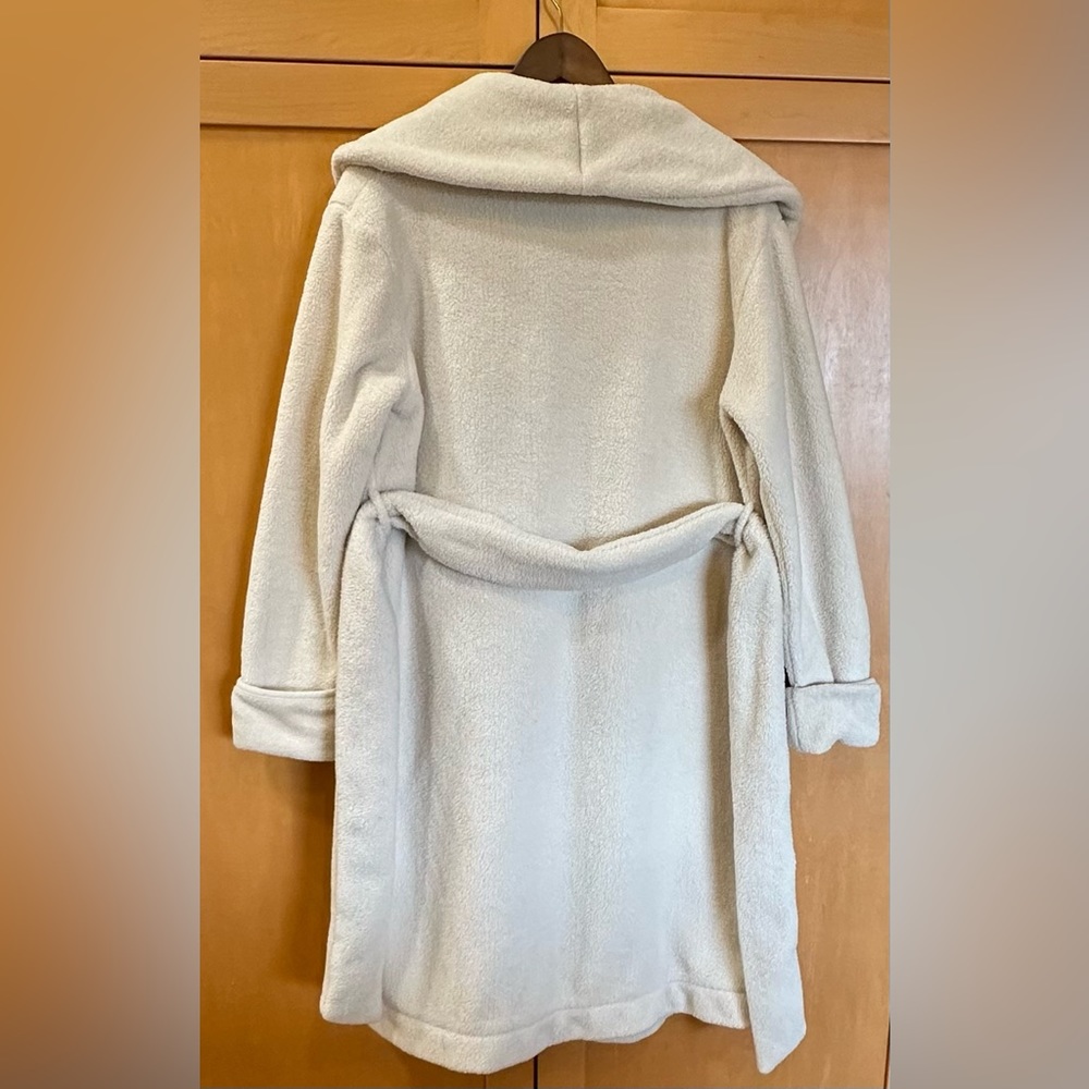 Skin Vivienne Fleece Robe - Picture 3 of 10